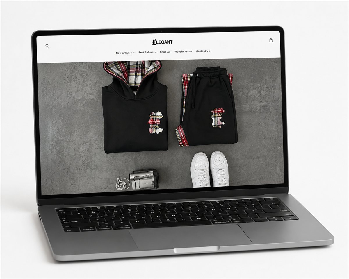 Whoselegant-verkkokaupan uudet tuotekuvat MacBookin näytöllä